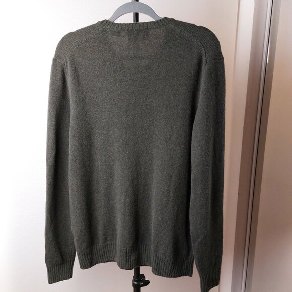 NWOT Moss Green Lambswool Blend Mens V-Neck Sweater L - Picture 2 of 7
